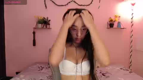 poison_pink online show from 09.10.25