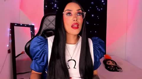 Snapshot of poison_willow chatting on 01.11.25 Willow                      Hours 12pm to 630pm Colombian time FRIDAY AND SUNDAY FREE DAYS online show from 01.11.25