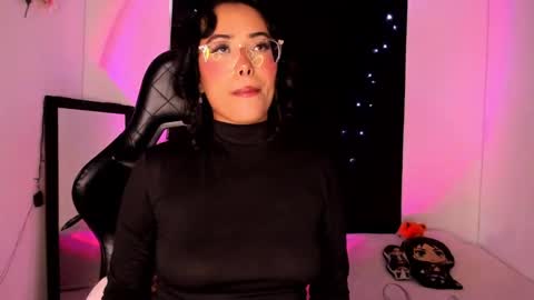 Snapshot of poison_willow chatting on 01.13.25 Willow                      Hours 12pm to 630pm Colombian time FRIDAY AND SUNDAY FREE DAYS online show from 01.13.25