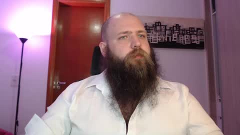 Snapshot of polar_bear91 chatting on 03.08.25 Bear online show from 03.08.25