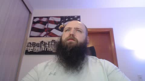 Snapshot of polar_bear91 chatting on 09.10.25 Bear online show from 09.10.25