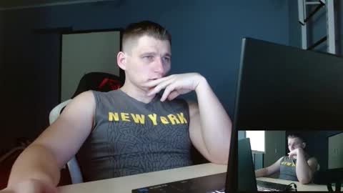 Poliglotjoe2 online show from 02.19.26