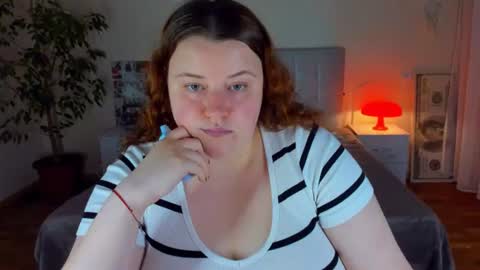 Snapshot of polinasallivan chatting on 07.09.26 Polina online show from 07.09.26