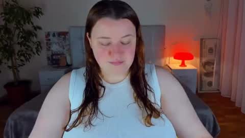 Snapshot of polinasallivan chatting on 07.15.26 Polina online show from 07.15.26