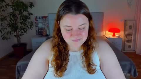 Snapshot of polinasallivan chatting on 07.24.26 Polina online show from 07.24.26