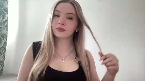 polishangel222 online show from 02.18.26