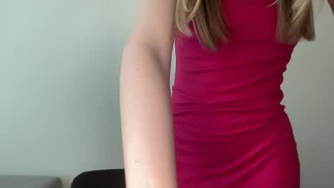 Snapshot of polishangel222 chatting on 06.25.26 polishangel222 online show from 06.25.26