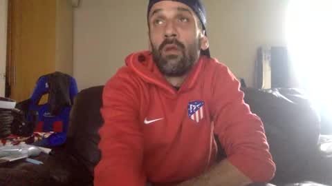 Snapshot of polla101 chatting on 11.29.25 aquiles online show from 11.29.25