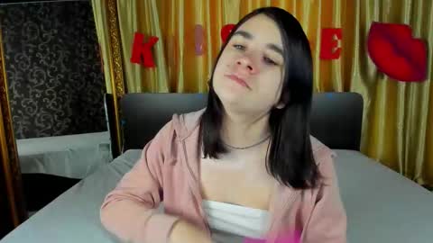 Snapshot of polly_love_ chatting on 02.22.26 Polly online show from 02.22.26