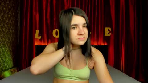 Snapshot of polly_love_ chatting on 02.24.26 Polly online show from 02.24.26