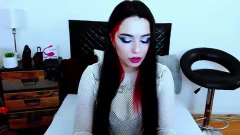 Polly online show from 12.16.24