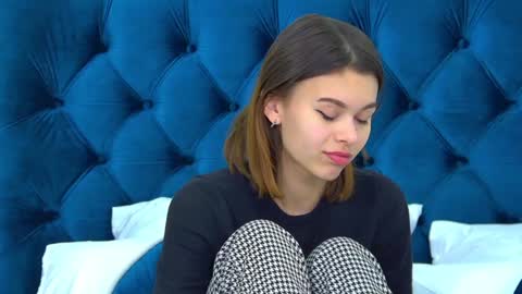 Snapshot of pollylanders chatting on 12.05.24 Polly online show from 12.05.24