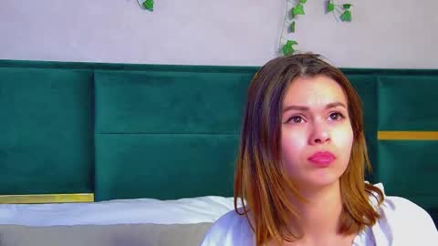 Snapshot of pollylanders chatting on 03.02.25 Polly online show from 03.02.25