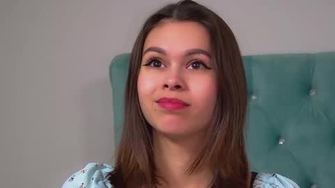 Polly online show from 11.23.25