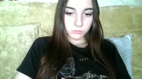 Snapshot of pollysecrett chatting on 06.22.26 pollysecrett online show from 06.22.26