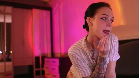 Megan.online  online show from 09.13.25