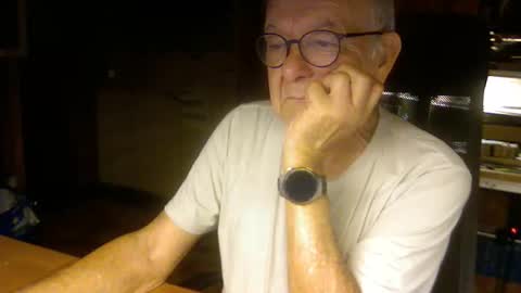 Snapshot of pomme1949 chatting on 11.02.25 pomme1949 online show from 11.02.25