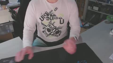 Snapshot of poodledude chatting on 12.08.24 Dave online show from 12.08.24