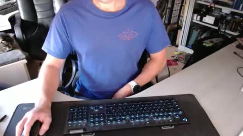 Snapshot of poodledude chatting on 09.15.25 Dave online show from 09.15.25