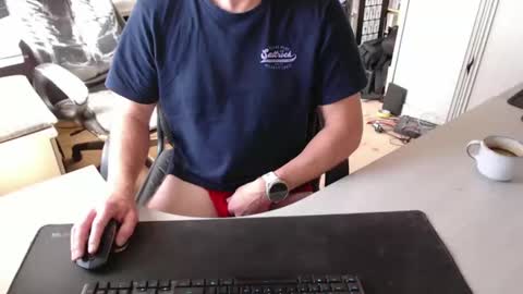 Snapshot of poodledude chatting on 09.27.25 Dave online show from 09.27.25