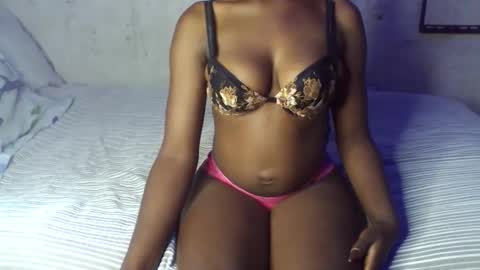 Snapshot of pookietalie23 chatting on 02.10.26 pookie online show from 02.10.26