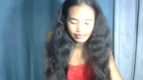 Snapshot of poppy_kelley chatting on 05.11.26 Lilly online show from 05.11.26