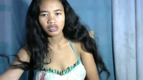 Snapshot of poppy_kelley chatting on 05.13.26 Lilly online show from 05.13.26