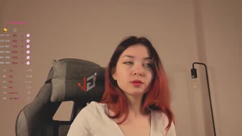 Snapshot of popy_star chatting on 10.26.25 Agnes online show from 10.26.25