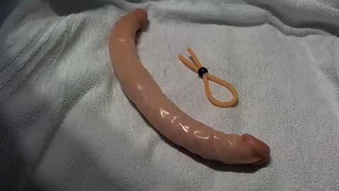 Snapshot of pornaddicted32 chatting on 12.25.24 Nick online show from 12.25.24