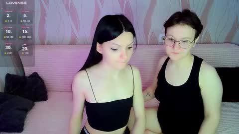 Ana and Tati online show from 02.21.25