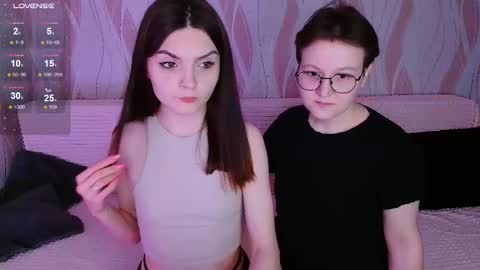Ana and Tati online show from 12.21.25