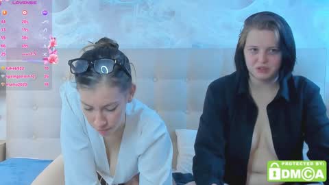 Snapshot of porshes chatting on 12.12.24 HERES SILVIA AND OlIVIA WELCOME EVERYONE LOVENSE DOMI REACT TO YOUR TIPS LETS MAKE A GREAT SHOW TOGETHER online show from 12.12.24