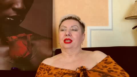 LADY POSH online show from 12.05.24