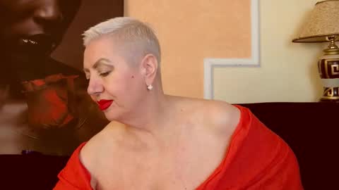 LADY POSH online show from 10.07.25