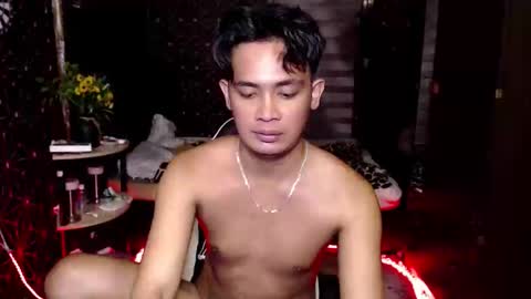 VEeeAsian online show from 11.19.25