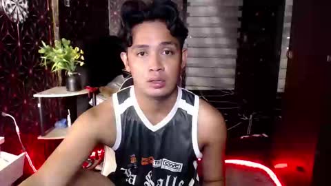 VEeeAsian online show from 01.07.26