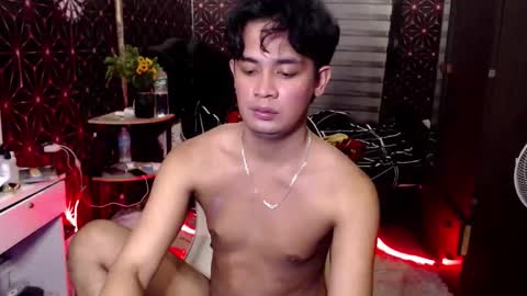 VEeeAsian online show from 02.28.26