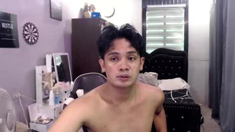 VEeeAsian online show from 07.24.26