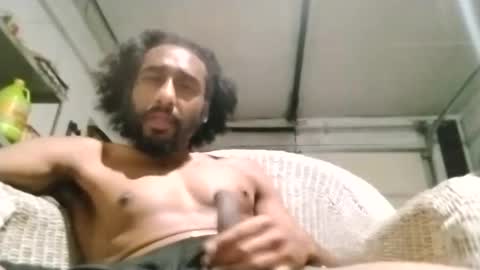 Snapshot of poundgame0710 chatting on 10.06.25 PipeLayerPlayer007 online show from 10.06.25