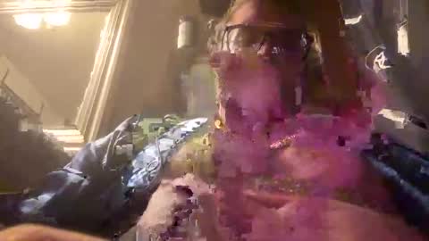 Snapshot of poundsquad305 chatting on 10.19.25 poundsquad305 online show from 10.19.25