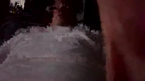 Snapshot of pourlemoment chatting on 09.21.25 pourlemoment online show from 09.21.25