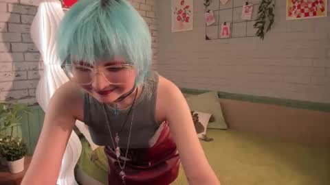 Snapshot of powderofgun chatting on 02.26.26 powderofgun online show from 02.26.26