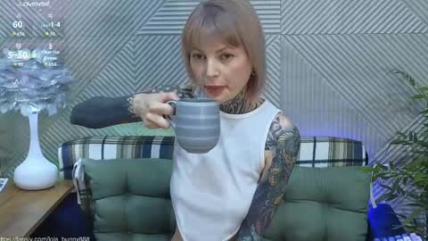 Lola online show from 02.28.26