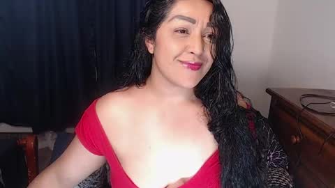 Snapshot of ppepittaaredd chatting on 05.21.26 maryana online show from 05.21.26