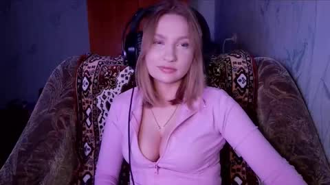 Snapshot of pr_in_cess_ chatting on 09.25.25 pr_in_cess_ online show from 09.25.25