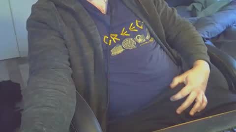 Snapshot of pralg chatting on 12.22.24 pralg online show from 12.22.24