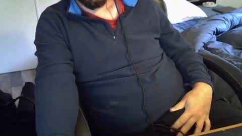 Snapshot of pralg chatting on 10.11.25 pralg online show from 10.11.25