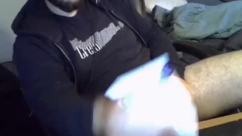 Snapshot of pralg chatting on 10.19.25 pralg online show from 10.19.25