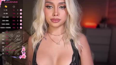 Oh my Amber online show from 10.29.25