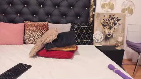 Snapshot of preciousailly chatting on 06.12.26 Ailyn online show from 06.12.26
